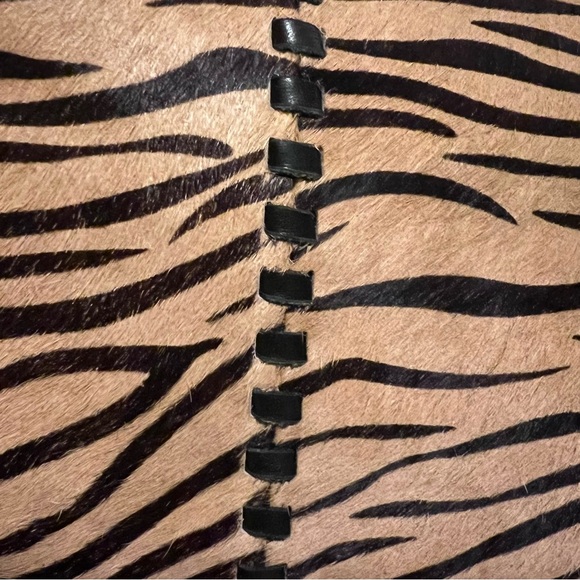 B Makowski Animal Print Calf Hair Bag - Picture 5 of 15